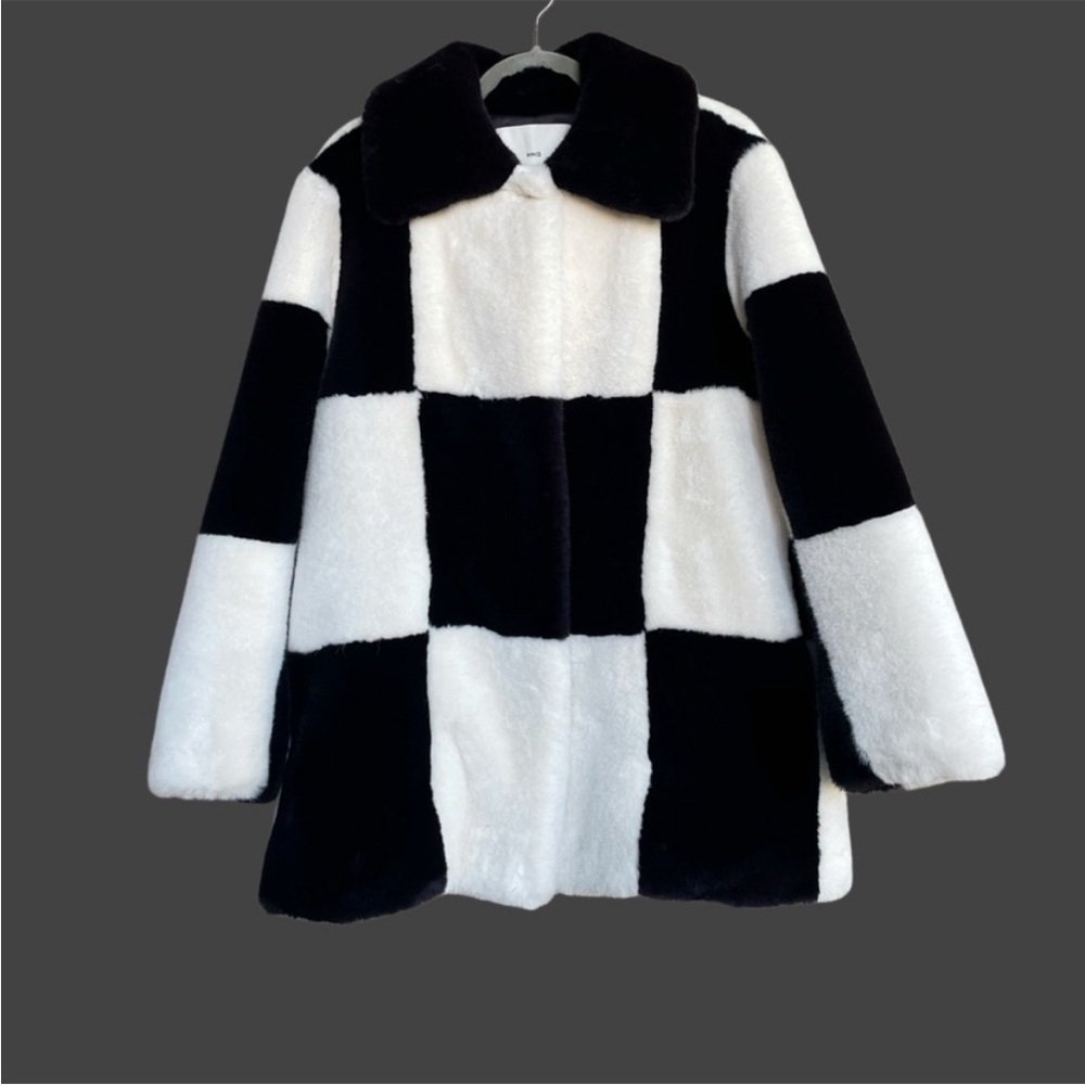 MANGO BLOGGER Black & White Checked Plush Faux Fur Coat Checkered Jacket Coat - Picture 11 of 17